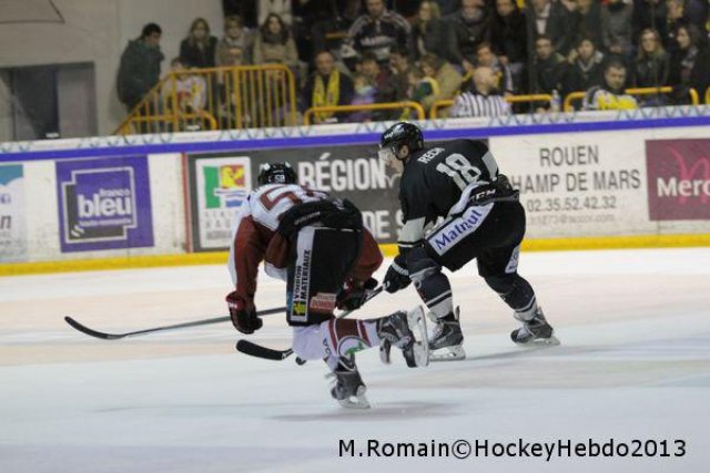 Photo hockey match Rouen - Morzine-Avoriaz le 23/12/2013