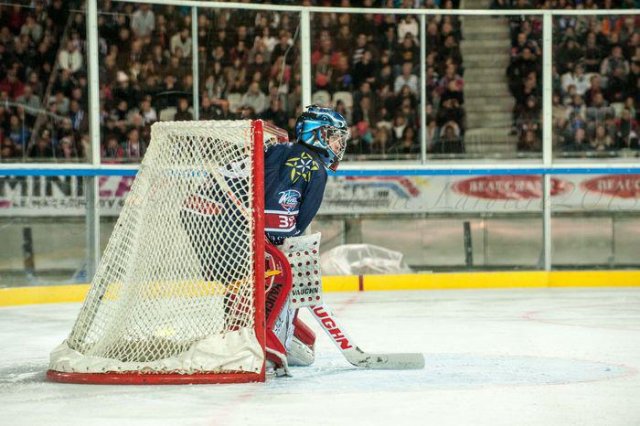 Photo hockey match Grenoble  - Briançon  le 22/12/2013