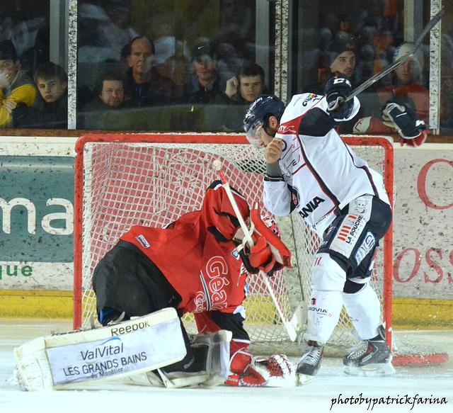 Photo hockey match Briançon  - Angers  le 27/12/2013
