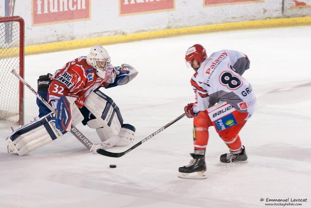 Photo hockey match Lyon - Cholet  le 28/12/2013