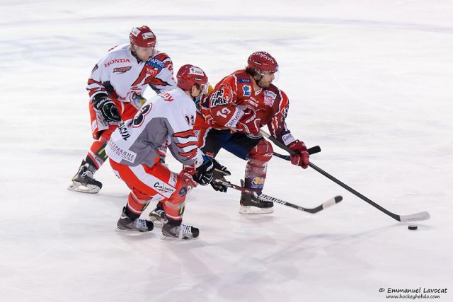 Photo hockey match Lyon - Cholet  le 28/12/2013