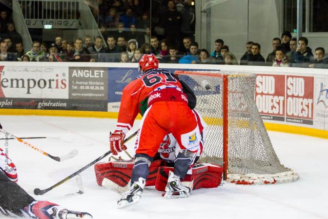 Photo hockey match Anglet - Neuilly/Marne le 28/12/2013