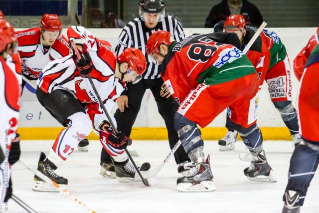 Photo hockey match Anglet - Neuilly/Marne le 28/12/2013