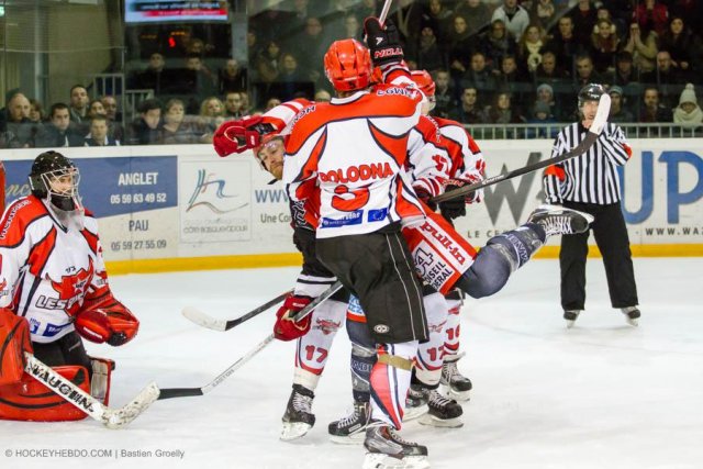 Photo hockey match Anglet - Neuilly/Marne le 28/12/2013
