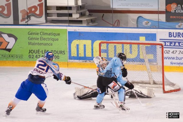 Photo hockey match Tours  - Clermont-Ferrand le 04/01/2014