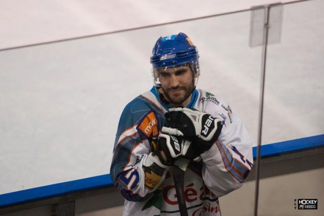 Photo hockey match Tours  - Clermont-Ferrand le 04/01/2014