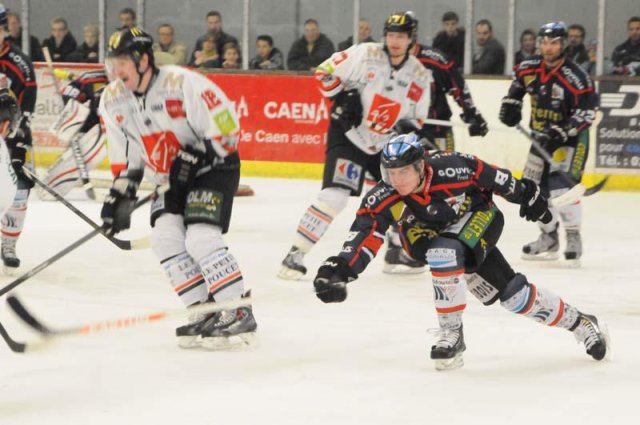 Photo hockey match Caen  - Amiens  le 04/01/2014