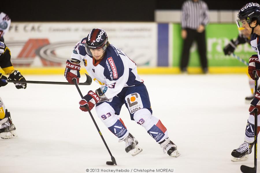 Strasbourg  2 - 3 Grenoble 