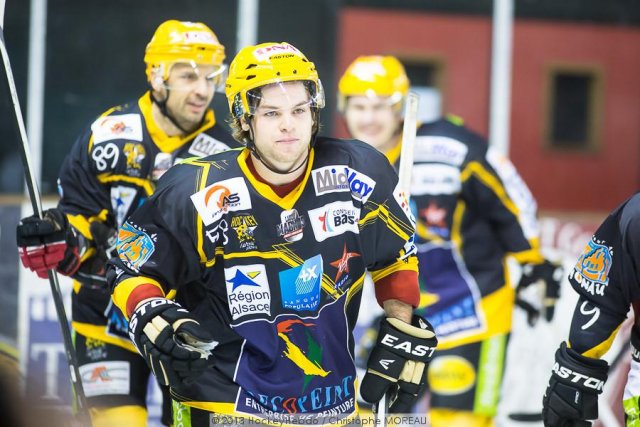Photo hockey match Strasbourg  - Grenoble  le 04/01/2014
