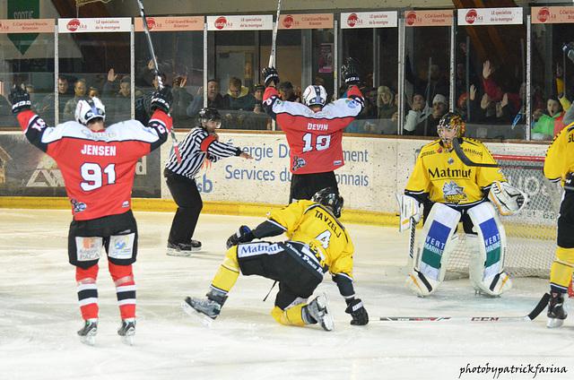 Briançon  2 - 4 Rouen