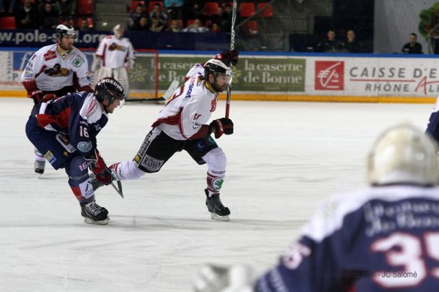 Photo hockey match Grenoble  - Morzine-Avoriaz le 14/01/2014