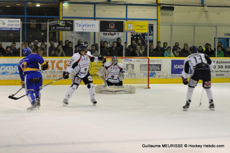 Dijon  4 - 1 Angers 