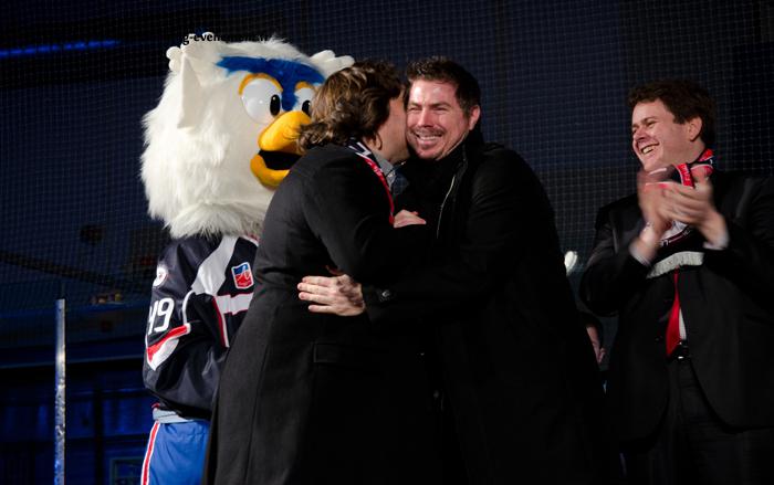 Les Ducs partagent leur bonheur — Reportage
