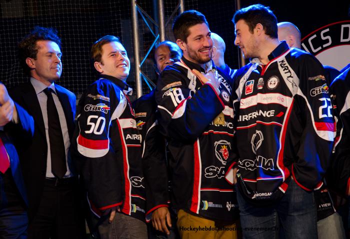 Les Ducs partagent leur bonheur — Reportage