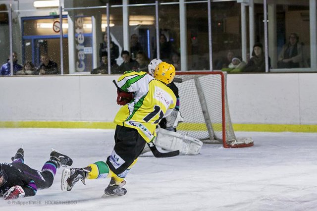 Photo hockey match Viry-Châtillon - Dammarie-les-Lys le 01/02/2014