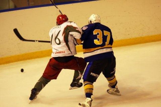 Photo hockey match Garges-lès-Gonesse - Cergy-Pontoise le 11/12/2008