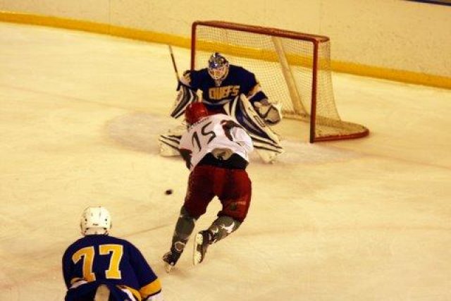 Photo hockey match Garges-lès-Gonesse - Cergy-Pontoise le 11/12/2008