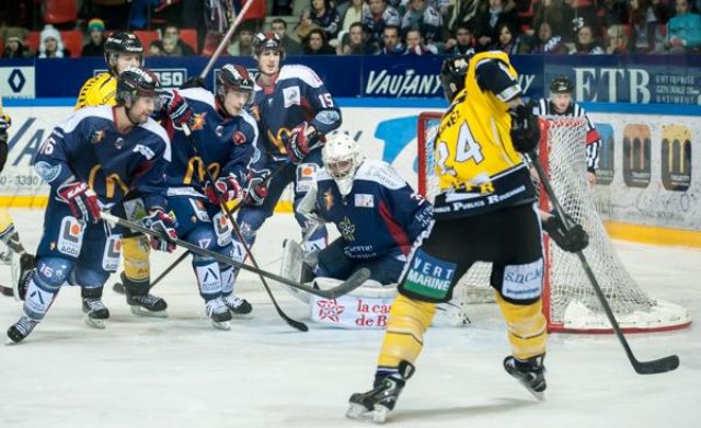 Photo hockey match Grenoble  - Rouen le 01/02/2014