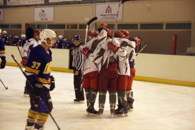 Photo hockey match Garges-lès-Gonesse - Cergy-Pontoise le 11/12/2008