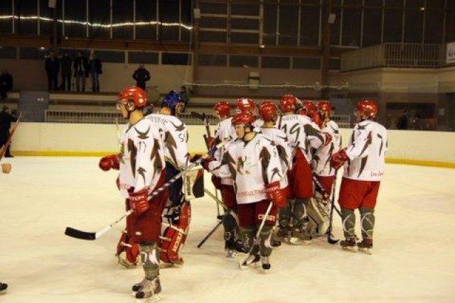 Photo hockey match Garges-lès-Gonesse - Cergy-Pontoise le 11/12/2008