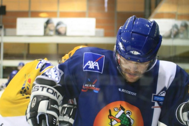 Photo hockey match Mont-Blanc - Strasbourg  le 13/12/2008