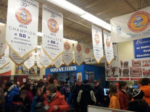 Photo hockey reportage Tournoi international Pee Wee BSR (Québec)