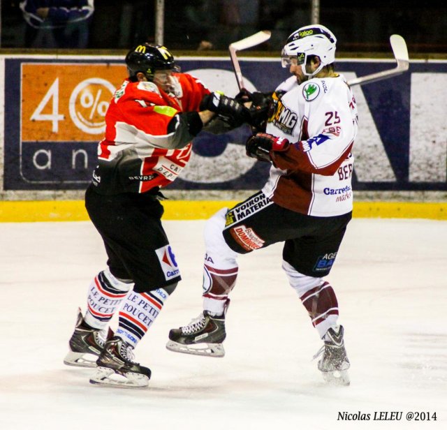 Photo hockey match Amiens  - Morzine-Avoriaz le 19/02/2014