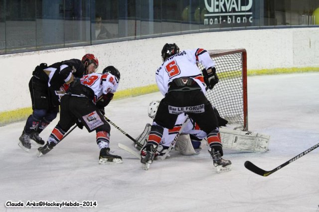 Photo hockey reportage Le HC 74 aura tout tenté