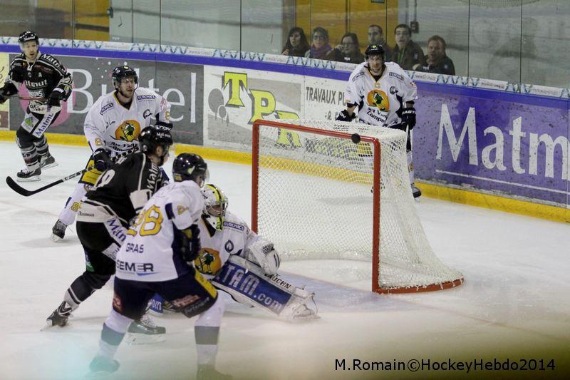 Rouen 7 - 3 Chamonix 
