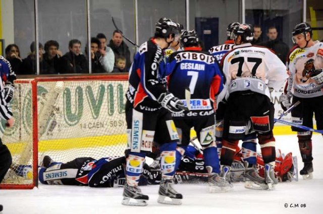 Photo hockey match Caen  - Bordeaux le 13/12/2008
