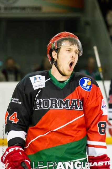 Photo hockey match Anglet - Neuilly/Marne le 16/03/2014