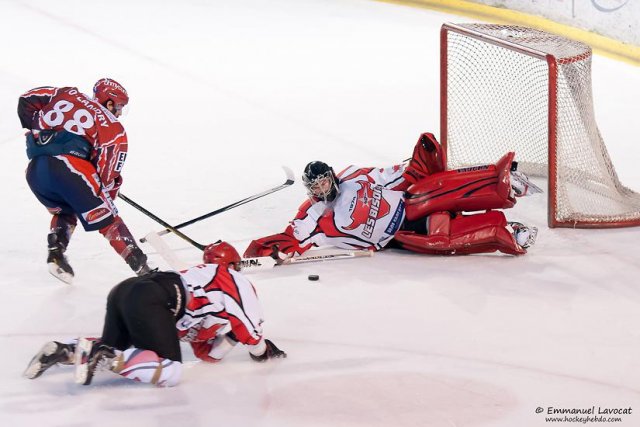 Photo hockey match Lyon - Neuilly/Marne le 22/03/2014