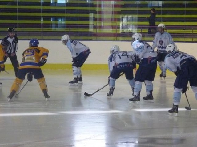 Photo hockey reportage U18 : Dijon reste en Elite A