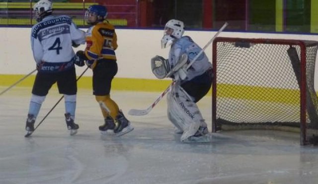 Photo hockey reportage U18 : Dijon reste en Elite A