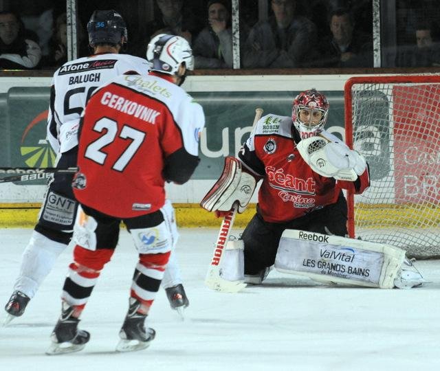 Photo hockey match Briançon  - Angers  le 25/03/2014