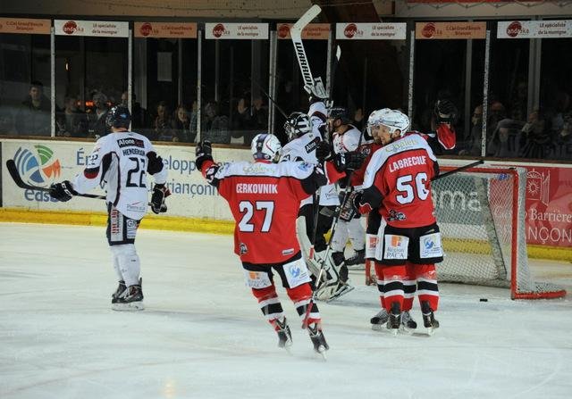 Photo hockey match Briançon  - Angers  le 25/03/2014