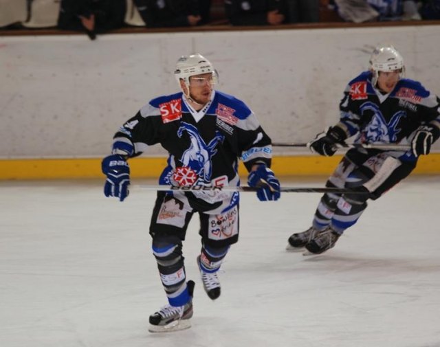 Photo hockey match Courchevel-Méribel-Pralognan - Tours  le 29/03/2014