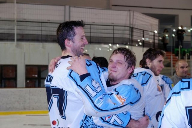 Photo hockey match Courchevel-Méribel-Pralognan - Tours  le 29/03/2014
