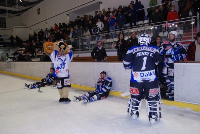 Photo hockey match Courchevel-Méribel-Pralognan - Tours  le 29/03/2014