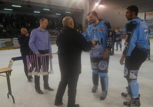 Photo hockey match Tours  - Toulouse-Blagnac le 12/04/2014