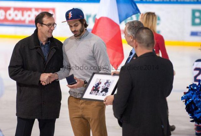 Photo hockey reportage Šatan coule la France à Grenoble