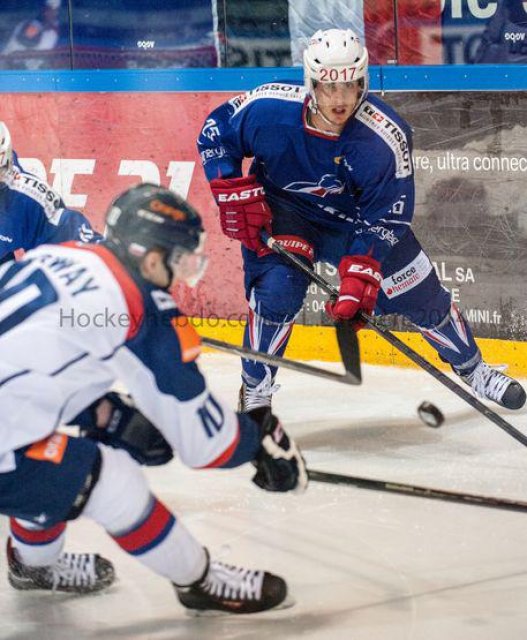 Photo hockey reportage Šatan coule la France à Grenoble