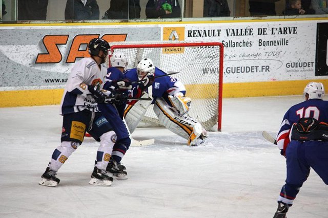 Photo hockey match France U20 - Chamonix  le 25/08/2014