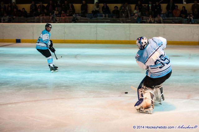 Photo hockey match Neuilly/Marne - Tours  le 06/09/2014