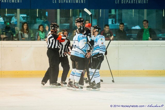 Photo hockey match Neuilly/Marne - Tours  le 06/09/2014