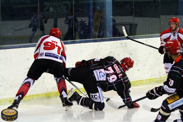 Photo hockey match Mont-Blanc - Neuilly/Marne le 13/09/2014
