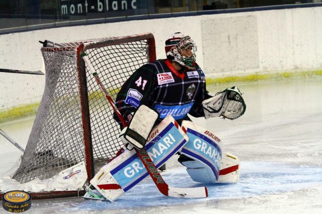 Photo hockey match Mont-Blanc - Neuilly/Marne le 13/09/2014