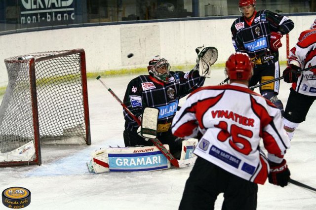 Photo hockey match Mont-Blanc - Neuilly/Marne le 13/09/2014