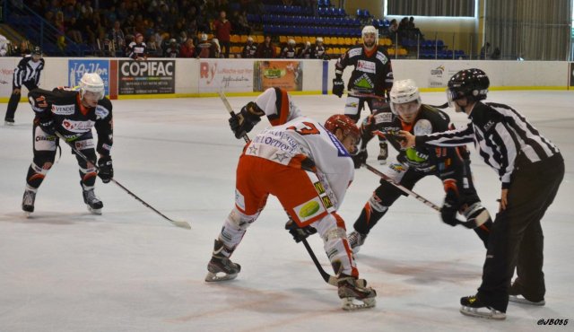 Photo hockey match La Roche-sur-Yon - Amnéville le 20/09/2014