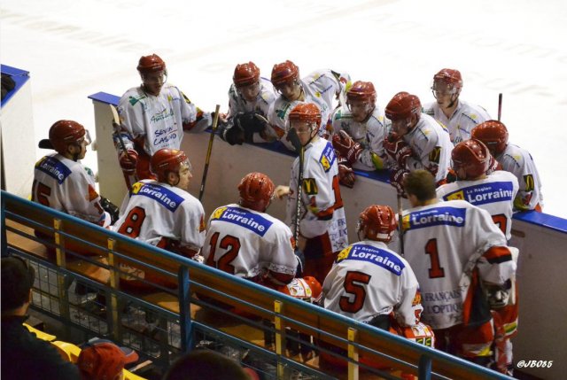 Photo hockey match La Roche-sur-Yon - Amnéville le 20/09/2014
